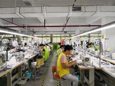 維秘、CK等兩200多個國內(nèi)外高端品牌無縫內(nèi)衣合作商在義烏天派